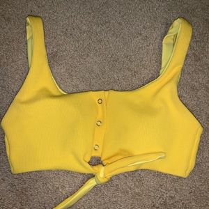 Women’s/juniors bathing suit top Size medium